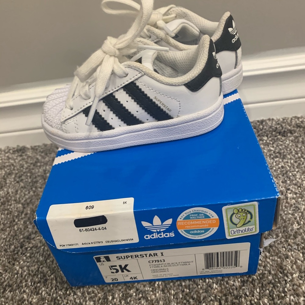 Adidas superstar original toddler size 5